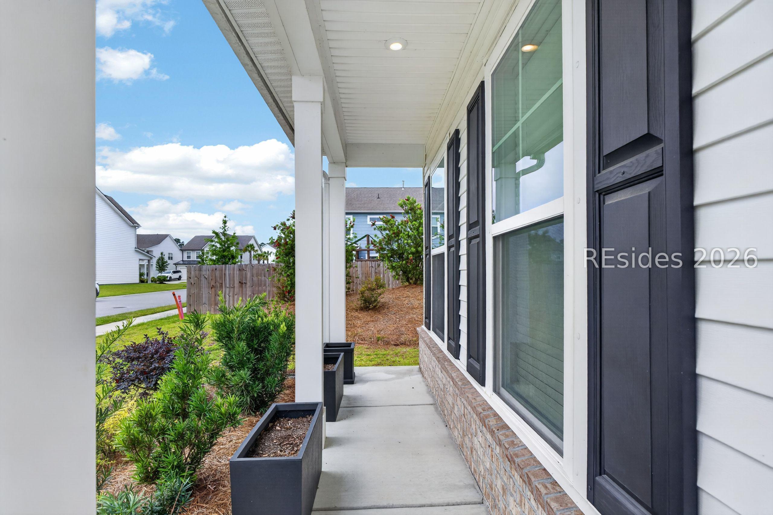 Image 4: Front Porch