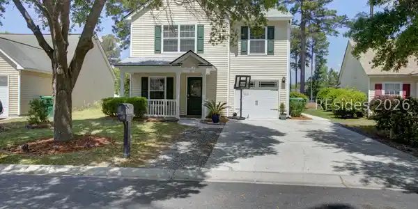 11 Wiregrass Way