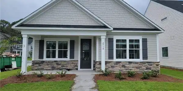 12 Whispering Oaks Circle