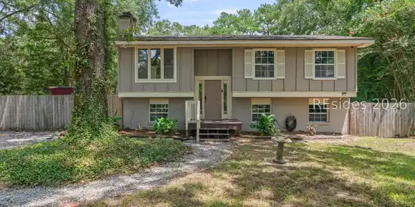 4309 Pinewood Circle