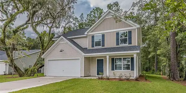 4 Teal Bluff Court