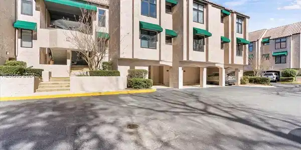 3 Shelter Cove Lane