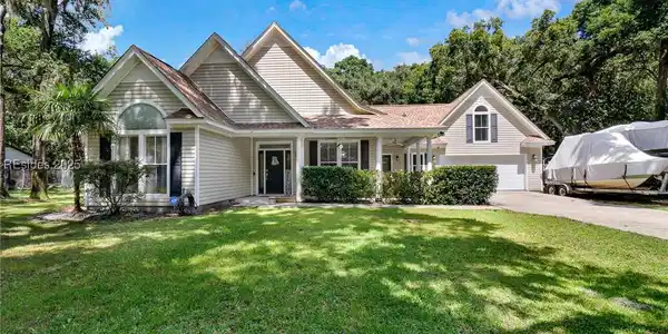 11 Ashley Drive