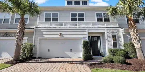 35 Creekstone Drive