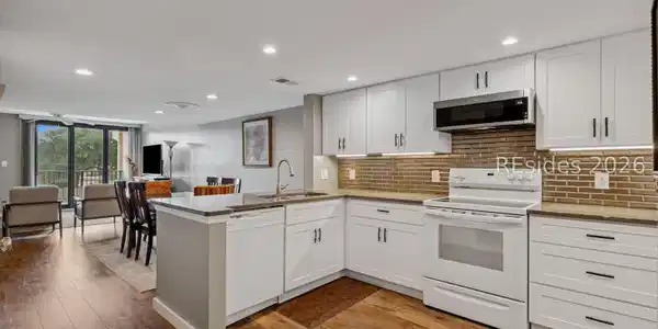 85 Folly Field Road