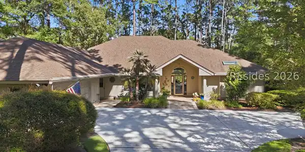 6 Shadewood Lane