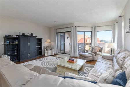 13 Harbourside Lane