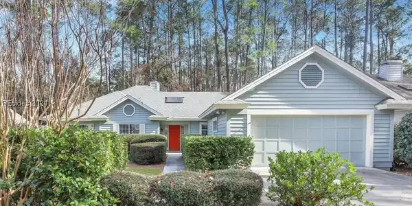 19 Golden Hind Drive