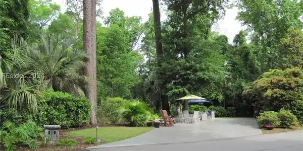 133 Arrow Rd., #101