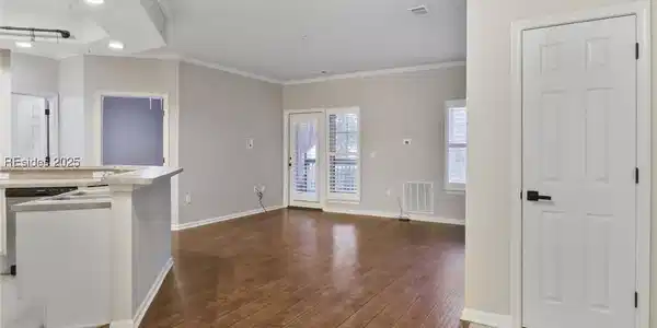 380 Marshland Road