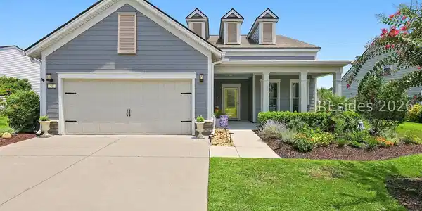 20 Heathrow Avenue