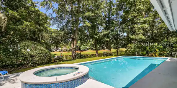 Image 4: Pool/Spa View to Lagoon