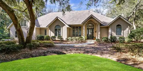 3 Fort Walker Drive