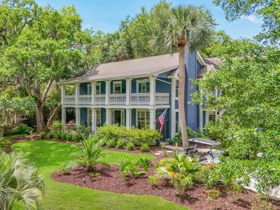 1 Crosstree Drive