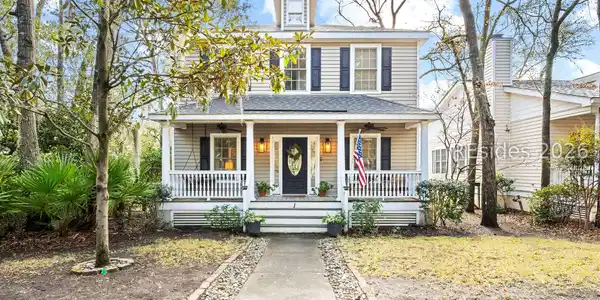 1 Norris Avenue