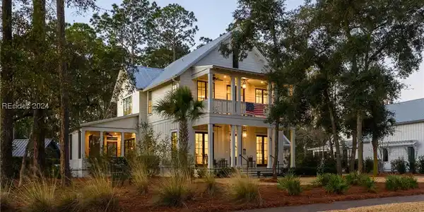 55 Flicker Street