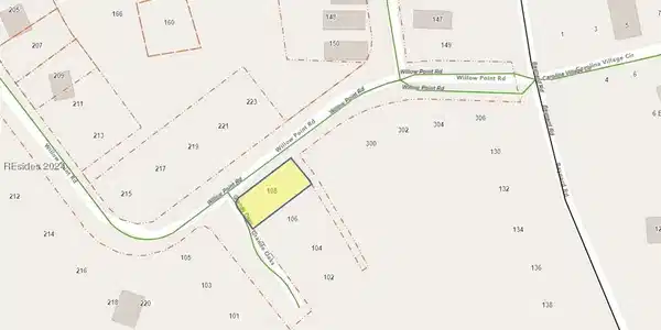 108 Grande Oaks
