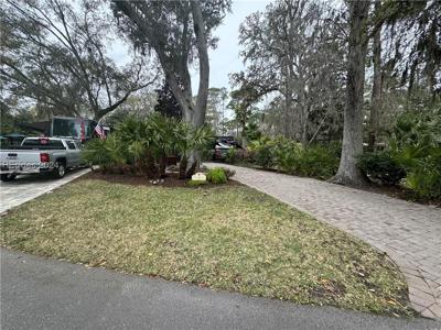 133 Arrow Rd #240
