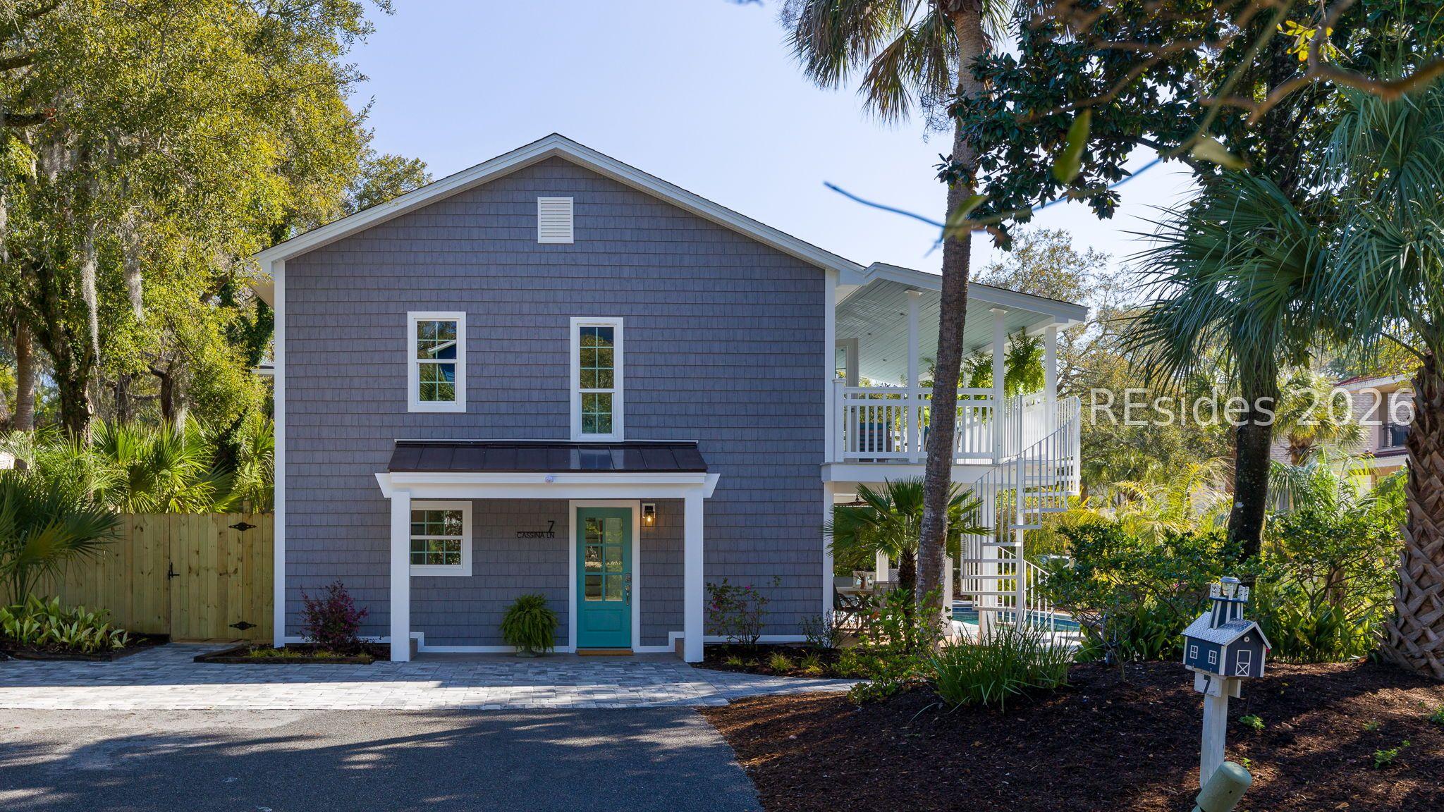 Image 4: Main House Front Entrance