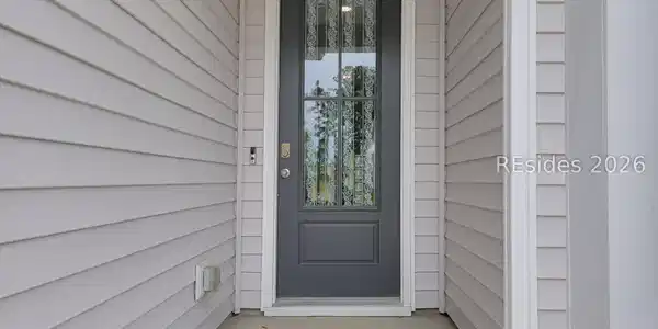 Image 3: Entrance