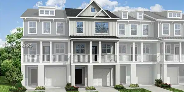 421 Parkside Commons