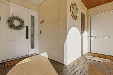 200 Colonnade Drive