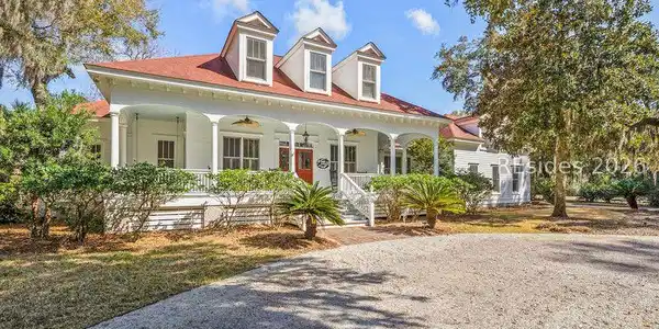 2 Ridge Road