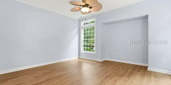 Image 4 Image 4
