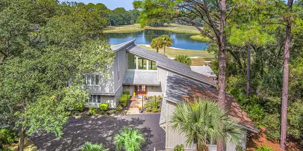 61 High Bluff Road