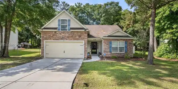47 Mary Elizabeth Drive