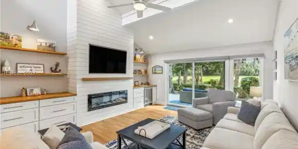 14 Townhouse Manor