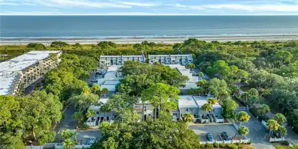 31 S Forest Beach