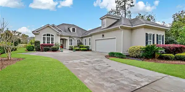 2 Ellis Court