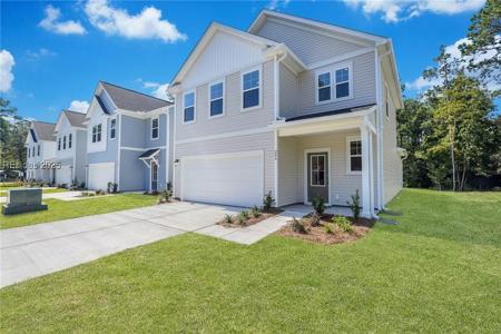 10 Lockwood Drive
