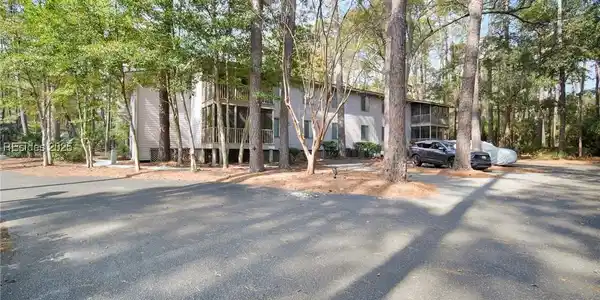 38 Three Mast Lane