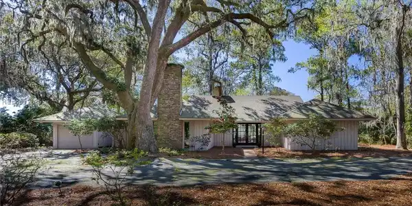 32 Willow Oak Court