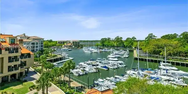 13 Harbourside Lane