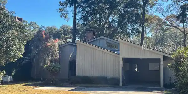 18 Water Oak Drive