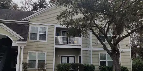 100 Kensington Boulevard