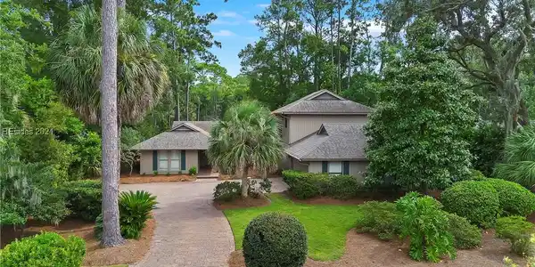 32 Pine Island Road