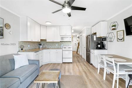 23 S Forest Beach