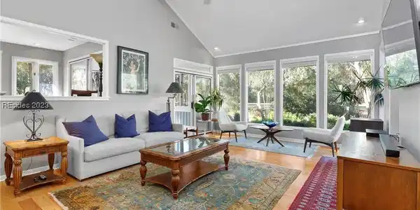 22 Raintree Lane
