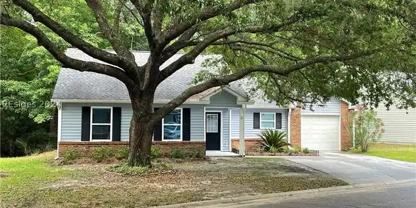 5 Brindlewood Drive