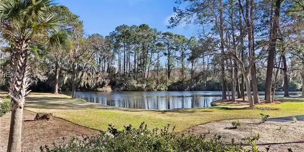 11 Lake Forest Drive