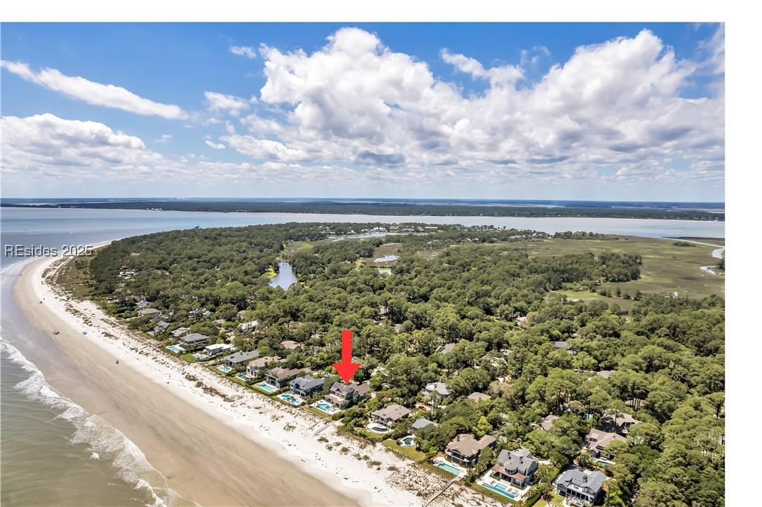 Image 2: Located off South Beach Lane on Sea Pines' best st