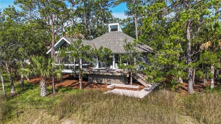 11 Palm Isle Court