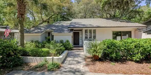 12 Dewberry Lane