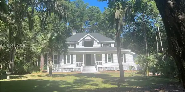 8 Calibogue Way