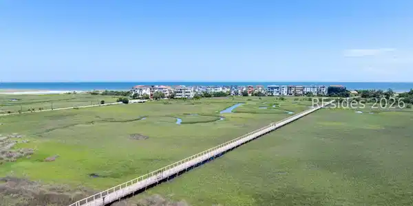 Image 4: Private beach access via scenic boardwalk Image 4: Private beach access via scenic boardwalk