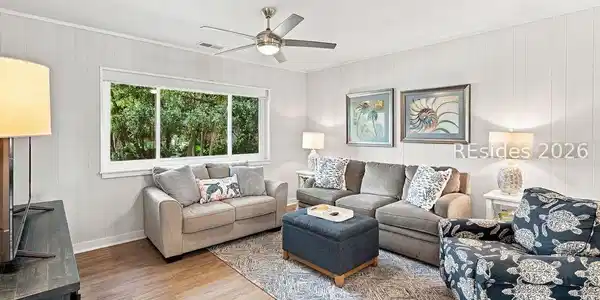 25 Deallyon Avenue
